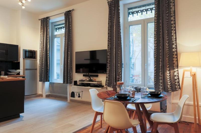 Suite Gambetta Cosy Et Design Lyon Bagian luar foto